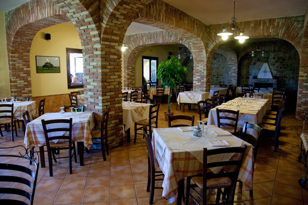 Masseria Rocca Di Gonato 카스텔부오노 외부 사진